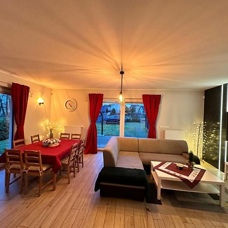 Villa Domowy Zakatek Tuchom Esterno foto