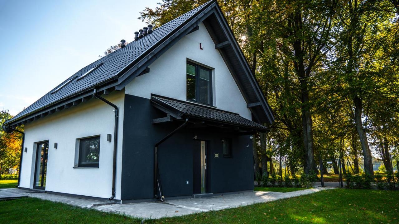 Villa Domowy Zakatek Tuchom Esterno foto