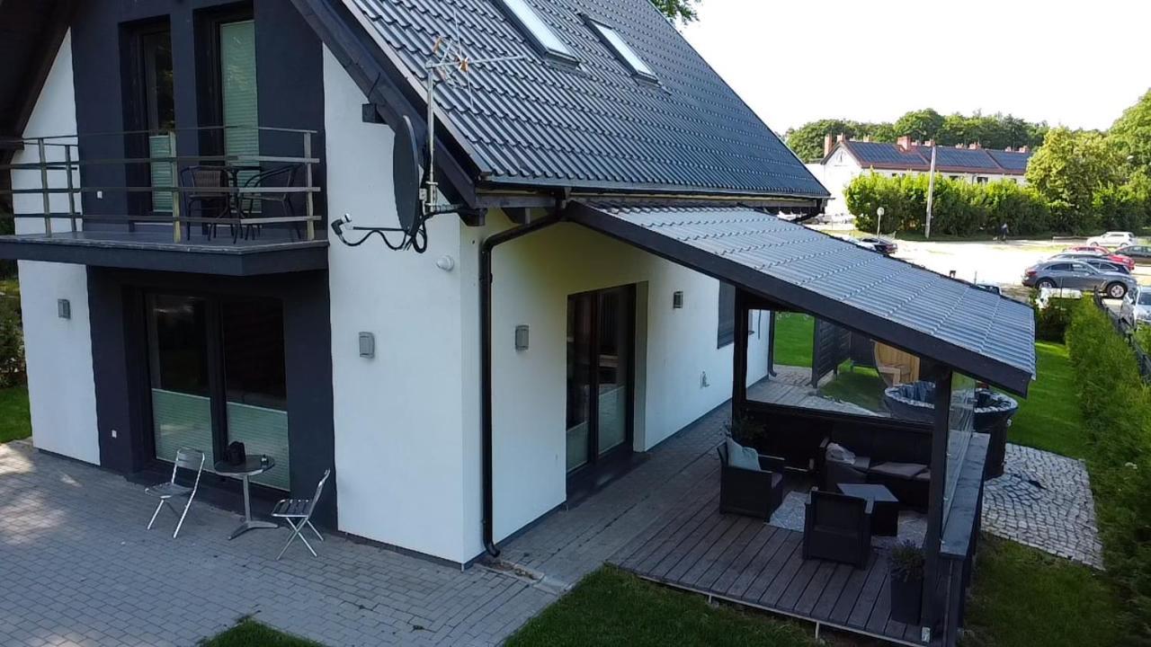 Villa Domowy Zakatek Tuchom Esterno foto